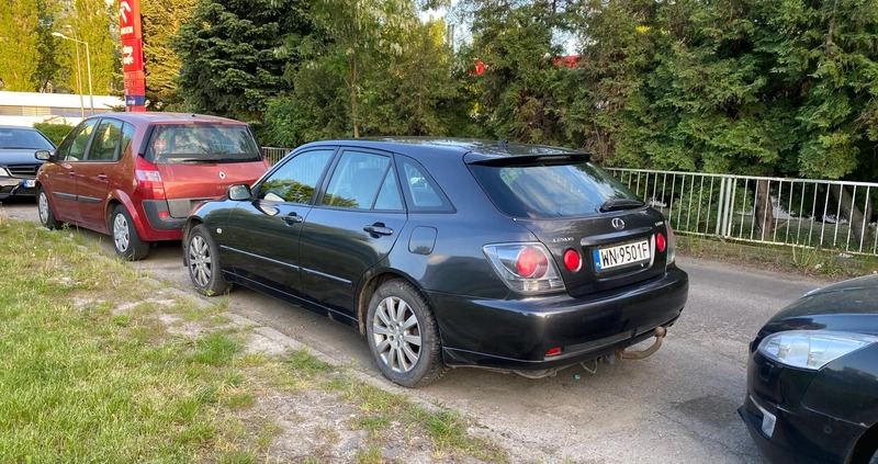 Lexus IS cena 10000 przebieg: 253034, rok produkcji 2004 z Warszawa małe 436